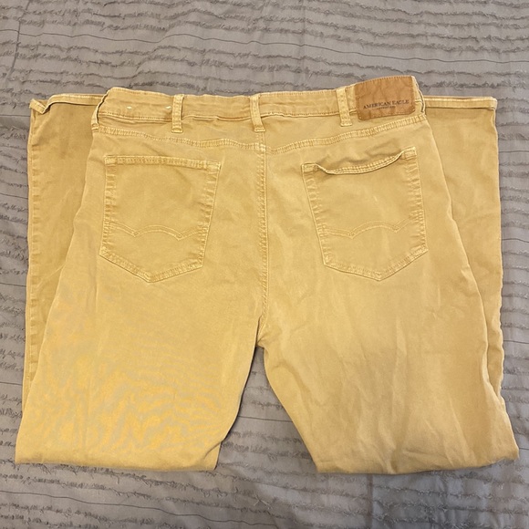 Mens American eagle khaki pants - Picture 2 of 6